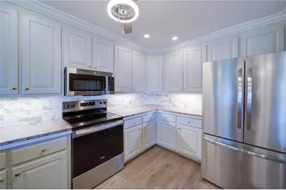 3625 Fairway Ovlk, Cumming, GA 30041 - Photo 10