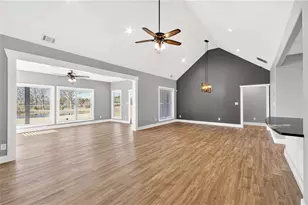 10 Last St, Moreland, GA 30259 - Photo 8