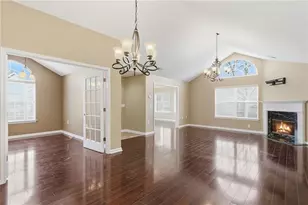 601 Sweet Apple Cir, Alpharetta, GA 30004 - Photo 18