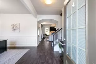 1450 Grand Brighton Vw, Hoschton, GA 30548 - Photo 2