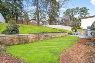 2226 Fairway Cir NE, Brookhaven, GA 30319 - Photo 20