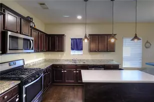 1230 Dianne Dr, Winder, GA 30680 - Photo 6