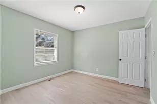 871 Spring Valley Dr, Forest Park, GA 30297 - Photo 16