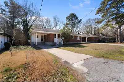 871 Springvalley Drive, Forest Park, GA 30297 - Photo 4