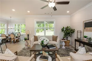 5587 Overview Dr, Flowery Branch, GA 30542 - Photo 10