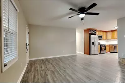 2513 Mistletoe Lane, Snellville, GA 30039 - Photo 4