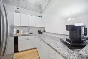 2215 Spring Walk Ct, Atlanta, GA 30341 - Photo 14