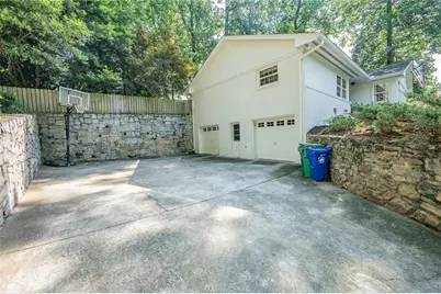 1210 Lenox Circle NE, Atlanta, GA 30306 - Photo 36