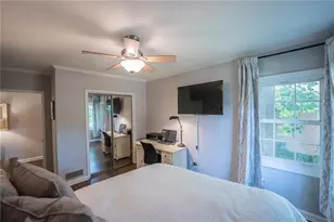 1210 Lenox Cir NE, Atlanta, GA 30306 - Photo 28