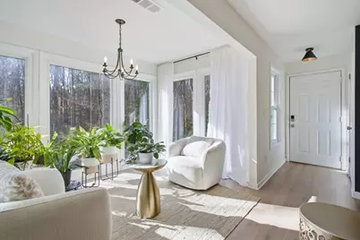 1407 Vicksburg Place, Sandy Springs, GA 30350 - Photo 4