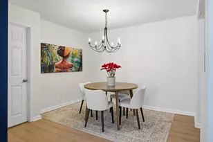 1407 Vicksburg Pl, Sandy Springs, GA 30350 - Photo 10