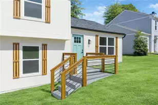 4592 Garden Hills Dr, Stone Mountain, GA 30083 - Photo 2