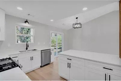 4592 Garden Hills Drive, Stone Mountain, GA 30083 - Photo 14