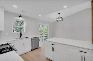 4592 Garden Hills Dr, Stone Mountain, GA 30083 - Photo 14