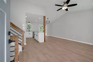 4592 Garden Hills Dr, Stone Mountain, GA 30083 - Photo 4