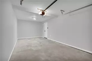 4592 Garden Hills Dr, Stone Mountain, GA 30083 - Photo 20