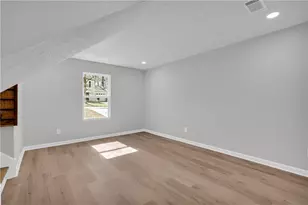 4592 Garden Hills Dr, Stone Mountain, GA 30083 - Photo 18