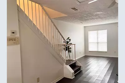 464 Prince Of Wales, Stone Mountain, GA 30083 - Photo 8