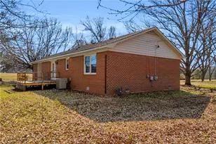 105 Carney Lake Rd, Winterville, GA 30683 - Photo 14