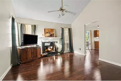 958 Redan Crescent Drive, Stone Mountain, GA 30088 - Photo 14