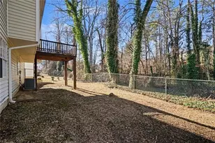 958 Redan Crescent Dr, Stone Mountain, GA 30088 - Photo 24