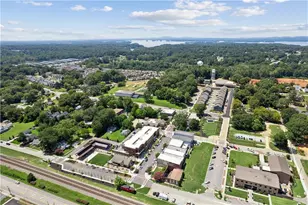 5579 Overview Dr, Flowery Branch, GA 30542 - Photo 26