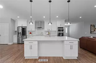 4050 Vintage Ct, Cumming, GA 30041 - Photo 12