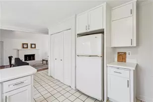 6105 River Shore Pkwy, Atlanta, GA 30328 - Photo 16