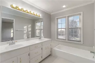 1351 Middleburg Hunt, Lawrenceville, GA 30043 - Photo 14