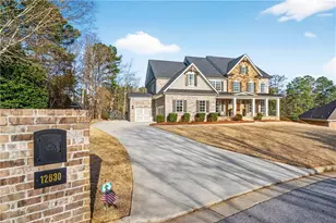 12630 Silver Fox Ct, Roswell, GA 30075 - Photo 2