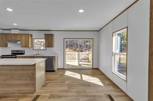 22 Shadow Hill Dr, Carrollton, GA 30116 - Photo 10