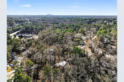 3210 Valley Bluff Drive, Atlanta, GA 30340 - Photo 2