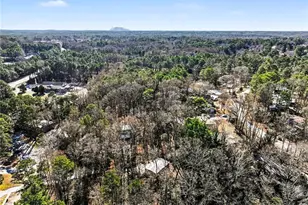 3210 Valley Bluff Dr, Atlanta, GA 30340 - Photo 2