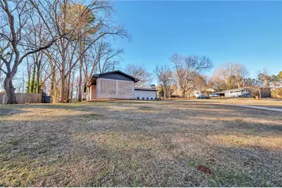 823 Prince Avenue, Marietta, GA 30062 - Photo 2