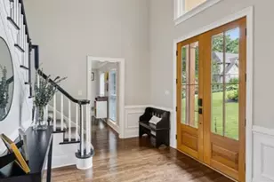 1153 Byrnwyck Ct NE, Brookhaven, GA 30319 - Photo 10