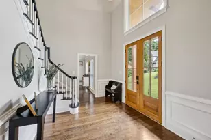 1153 Byrnwyck Ct NE, Brookhaven, GA 30319 - Photo 10