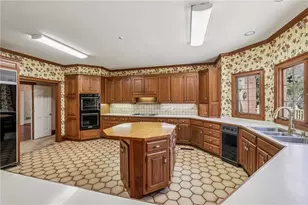 420 Rivertrail Ct, Atlanta, GA 30350 - Photo 18