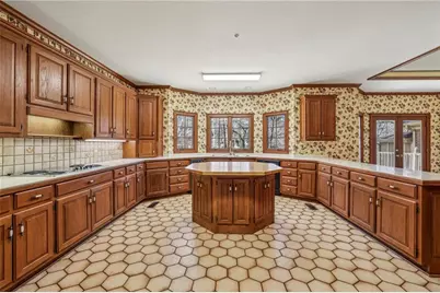 420 Rivertrail Court, Atlanta, GA 30350 - Photo 16