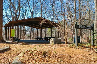 4109 Chastain Park Court NE, Atlanta, GA 30342 - Photo 32