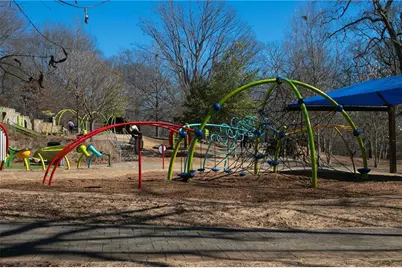 4109 Chastain Park Court NE, Atlanta, GA 30342 - Photo 36