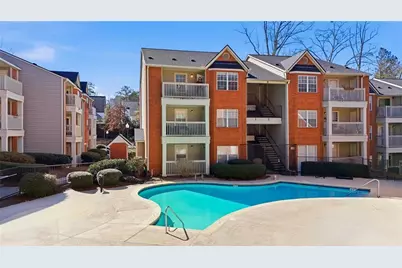 4109 Chastain Park Court NE, Atlanta, GA 30342 - Photo 2