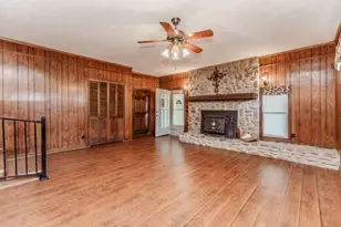 253 3rd Ave, Winder, GA 30680 - Photo 6