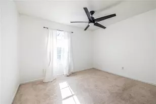 4460 Pineridge Cir, Atlanta, GA 30338 - Photo 18