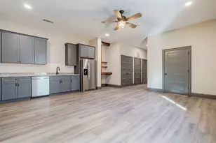 34 Depot St, Hartwell, GA 30643 - Photo 6