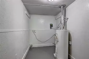 1241 Auburn Dr, Macon, GA 31206 - Photo 4