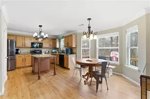 100 Legend Creek Dr, Canton, GA 30114 - Photo 8