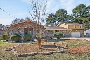 6419 Edenfield Dr, Lithonia, GA 30058 - Photo 2