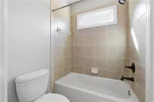 6437 Blue Water Dr, Buford, GA 30518 - Photo 40