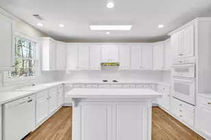 2214 Foxboro Ln, Dunwoody, GA 30360 - Photo 14