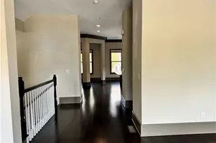 745 Fountainhead Ln, Atlanta, GA 30324 - Photo 12